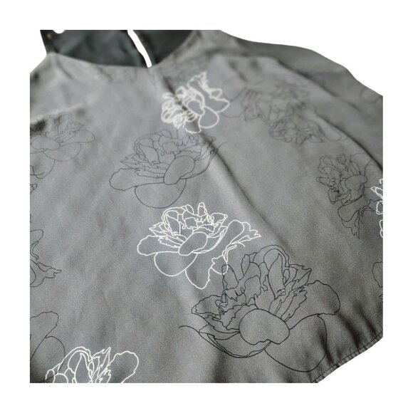 Michael Studio Pre-loved Plus-size Gray Floral Pattern Tank Top. Size 20 - Picture 7 of 10